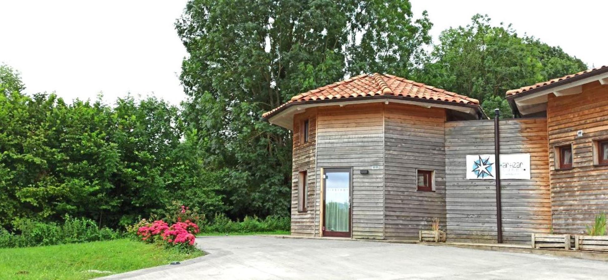 Mini Casa Con Jardin Villa Mungia Exterior photo