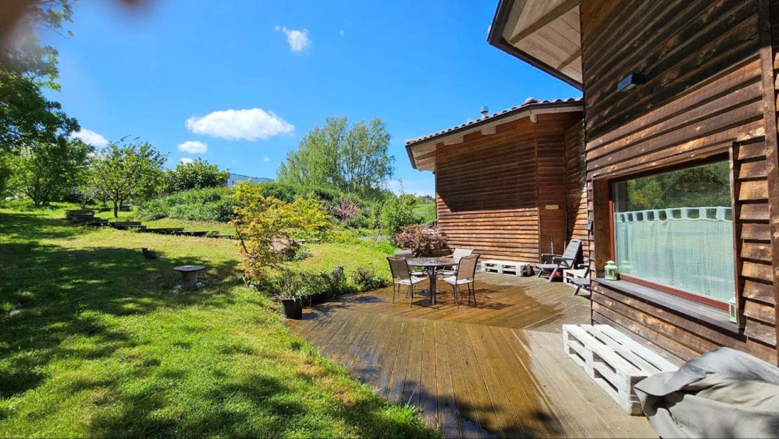 Mini Casa Con Jardin Villa Mungia Exterior photo